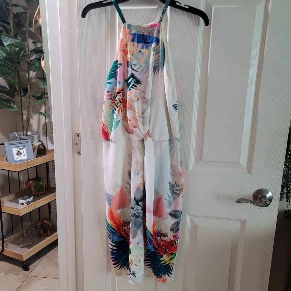 Chelsea28 Tropical Dress size 4
